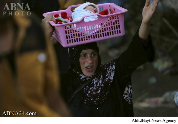 تصویری رپورٹ/ داعش کے ظلم سے الرمادی شہر سے لوگ فرار